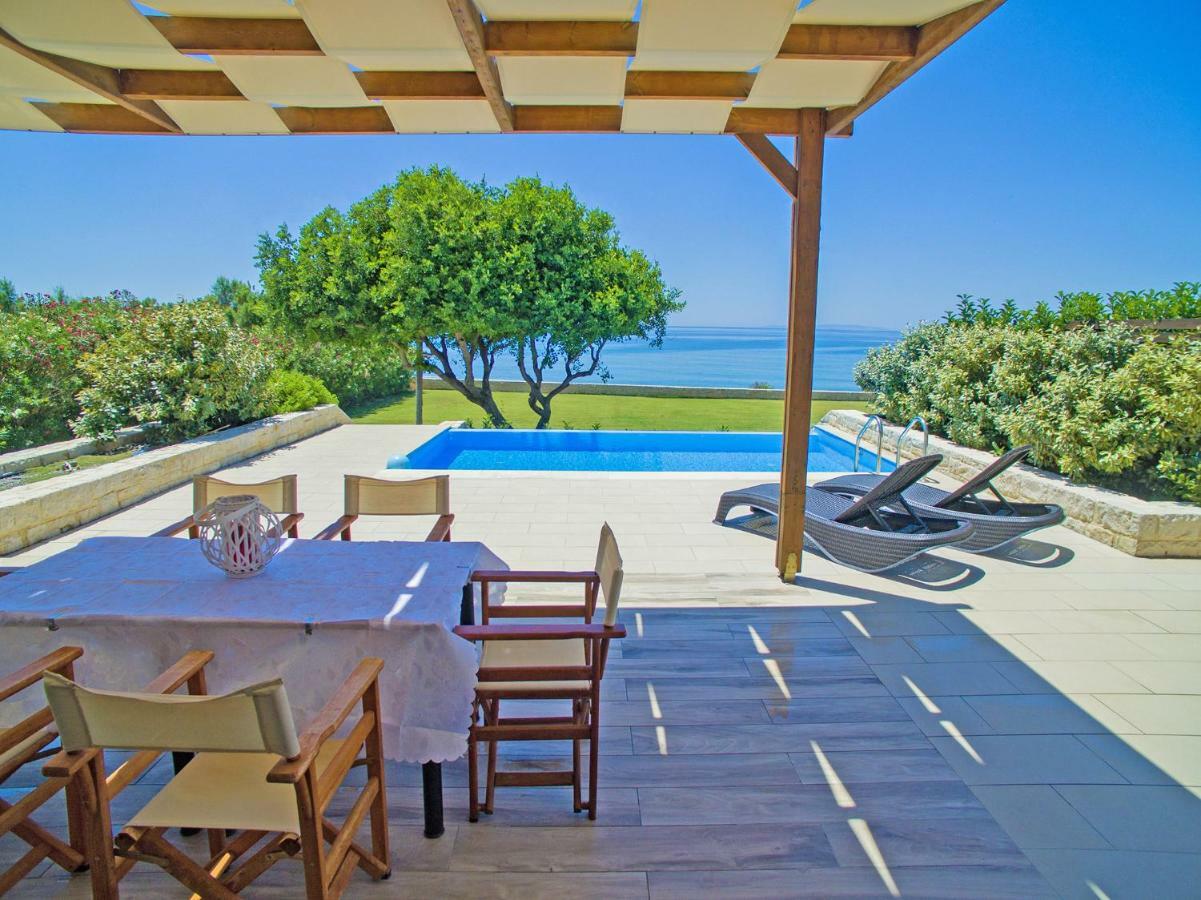 Mary Beach Rodakino Exterior photo